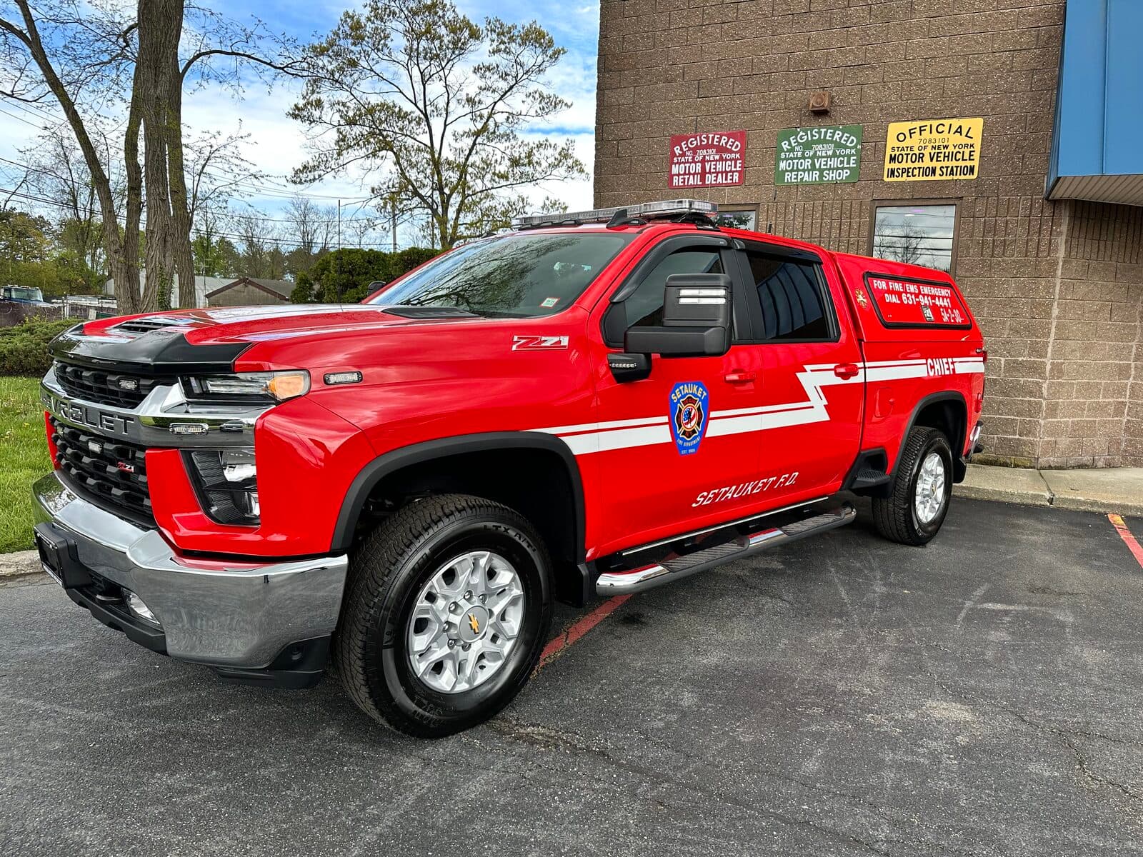 Patrol & Emergency Response Vehicles view 3